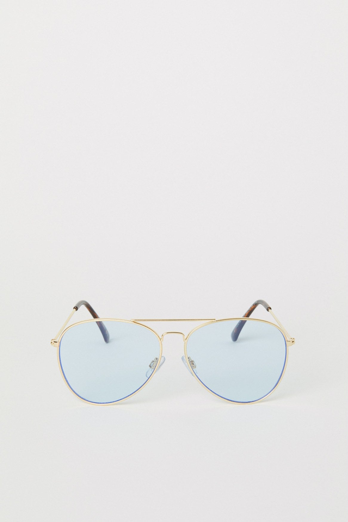 Classic Pilot sunglasses