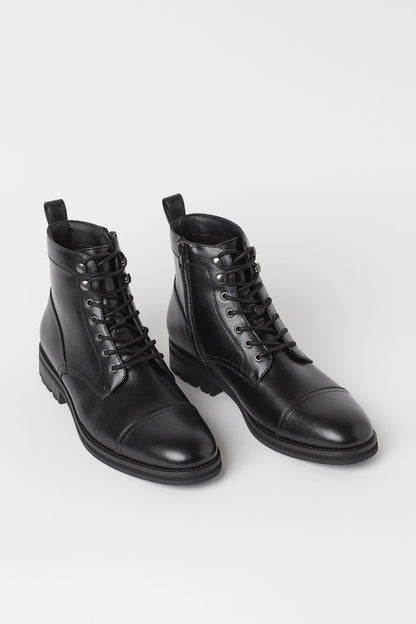 Erik Lace-up Boot