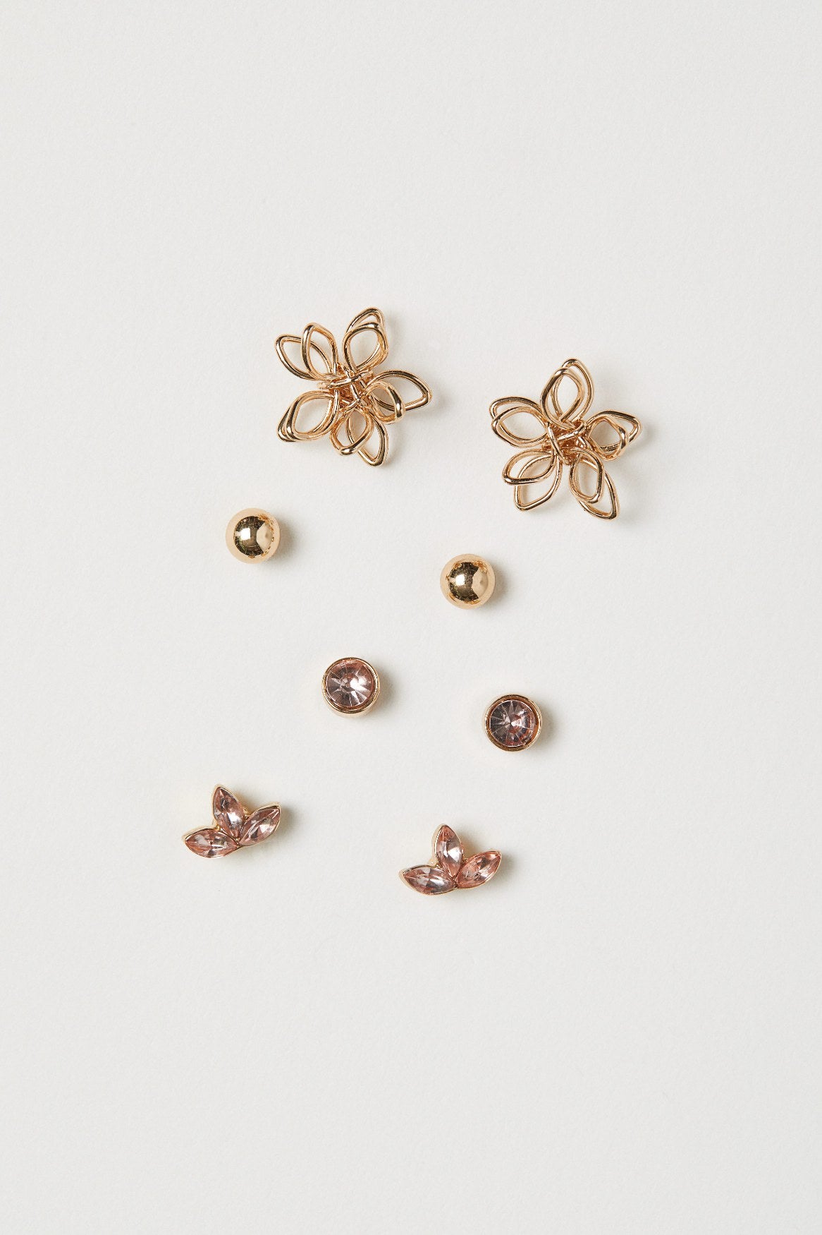 Flirty Lily stud pk