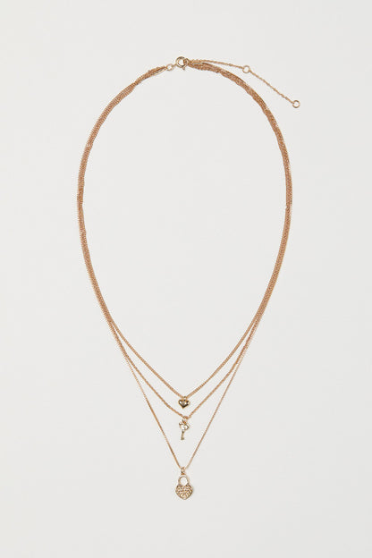 Flirty Fin necklace