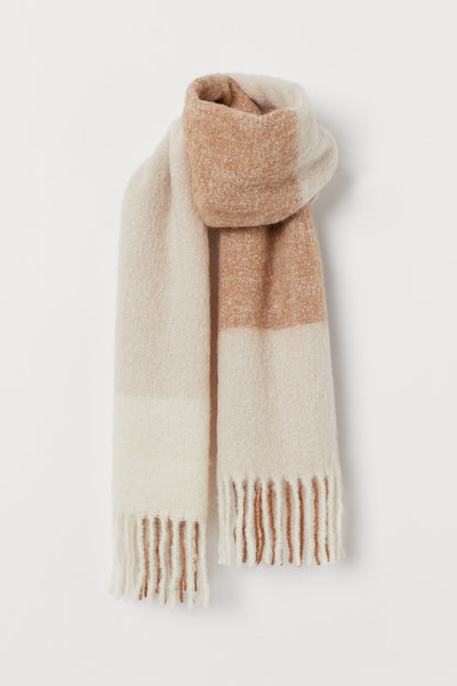 PQ Fuzzy wool scarf