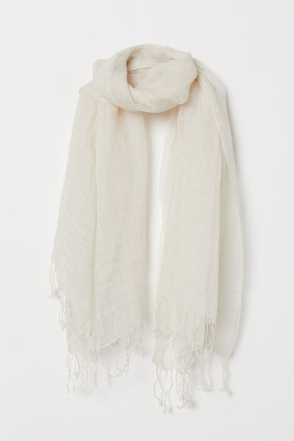 Lina Linnen scarf.