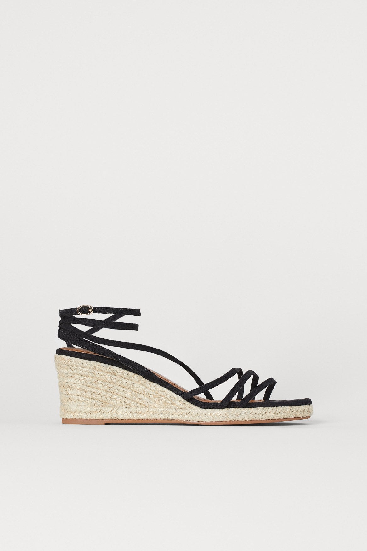 Strappy wedge