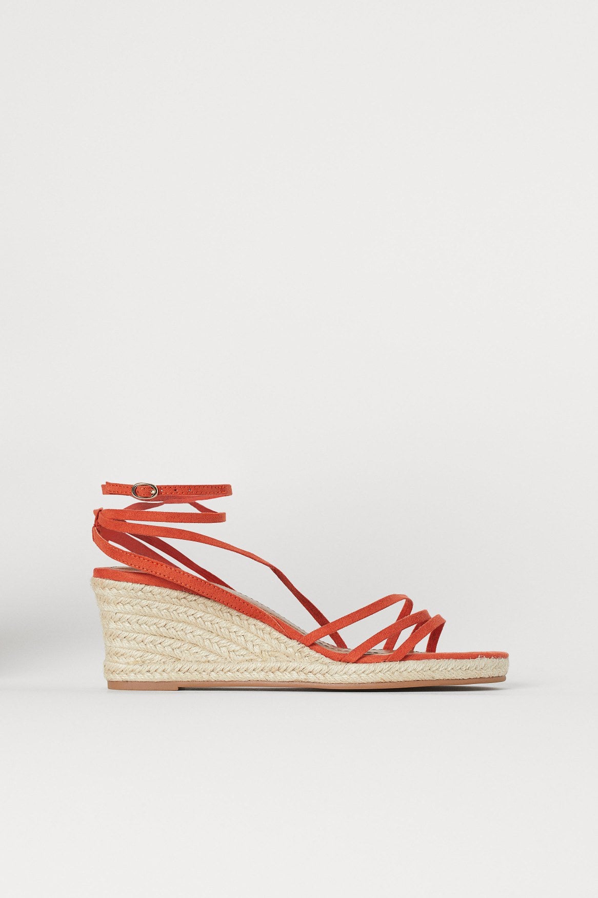 Strappy wedge