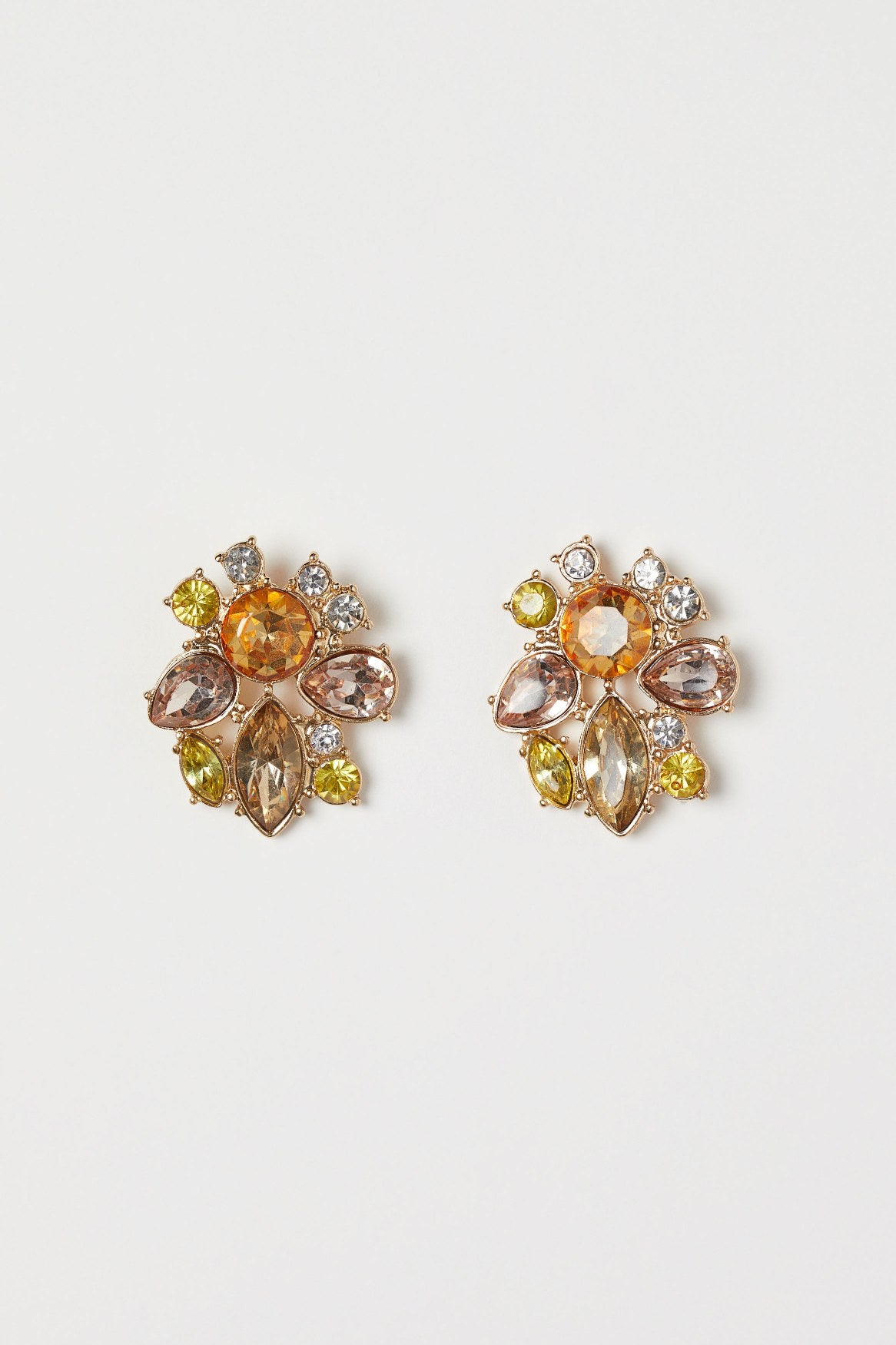 Flirty Bachelor Earring