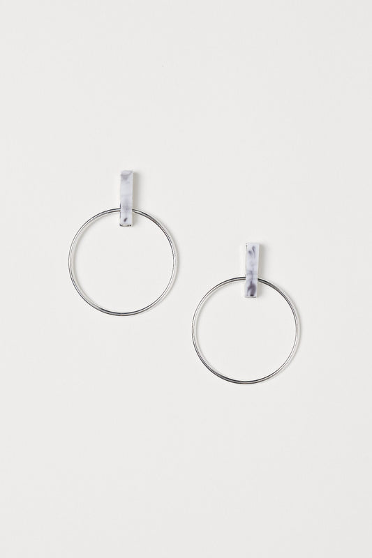 Class Lissa earring