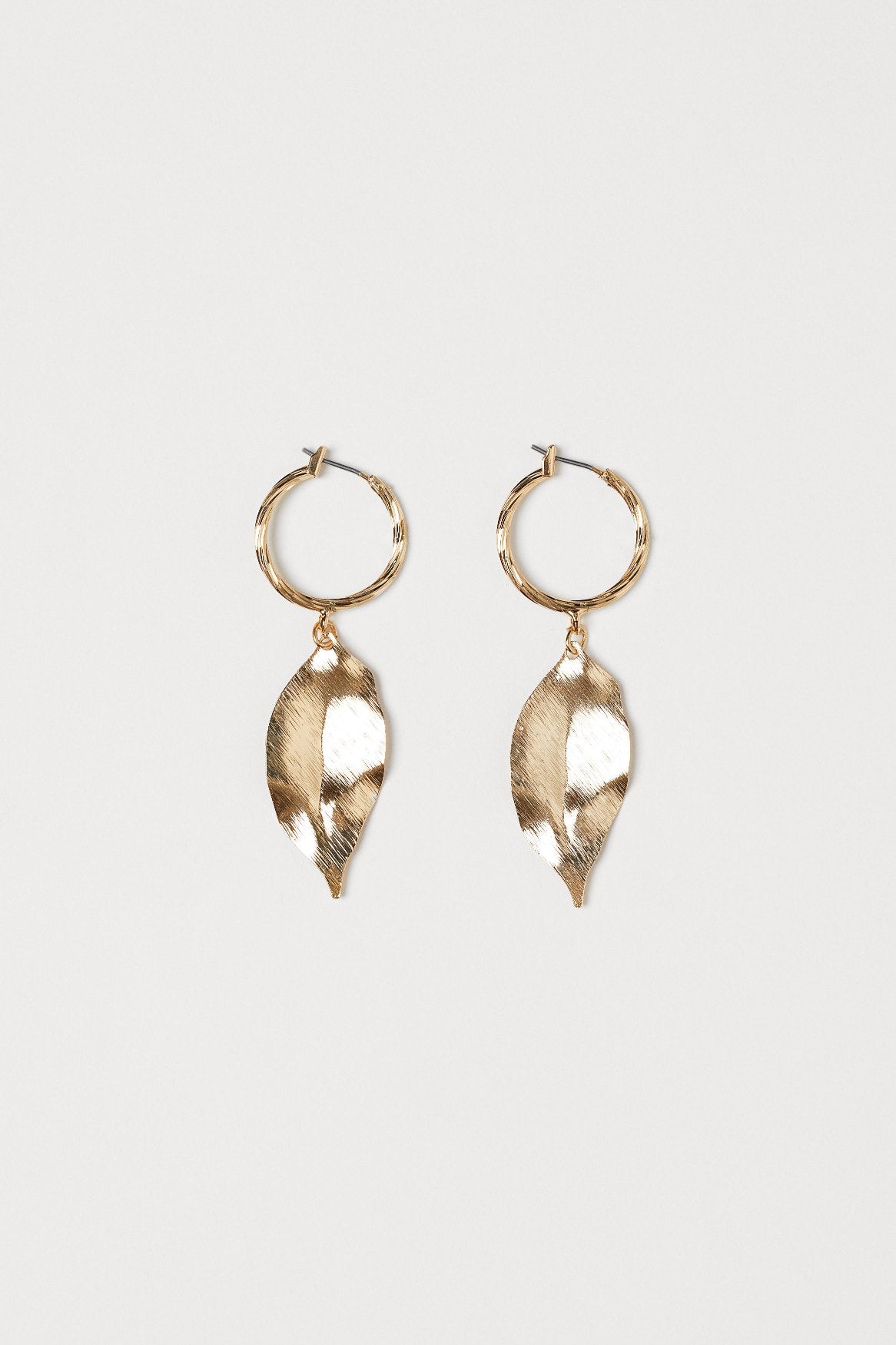 Flirty Frances earring