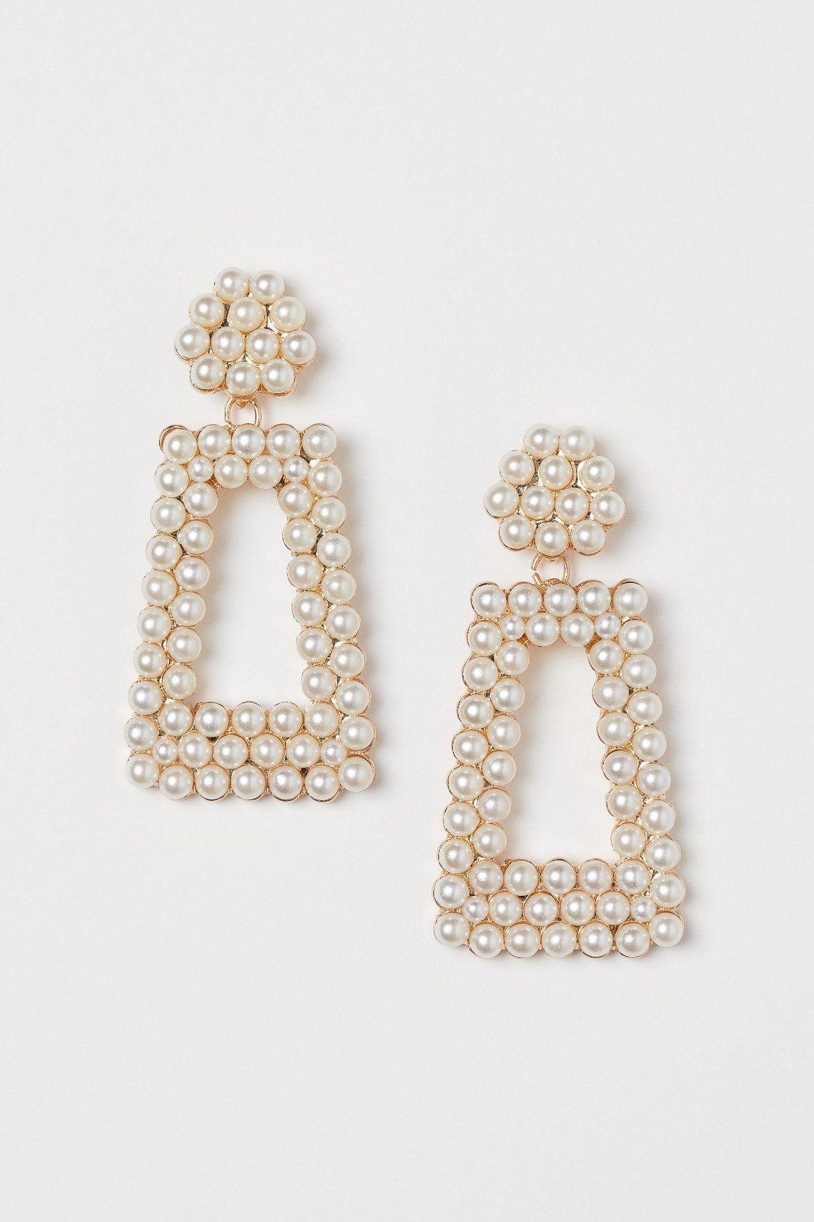 Flirty Beata earring