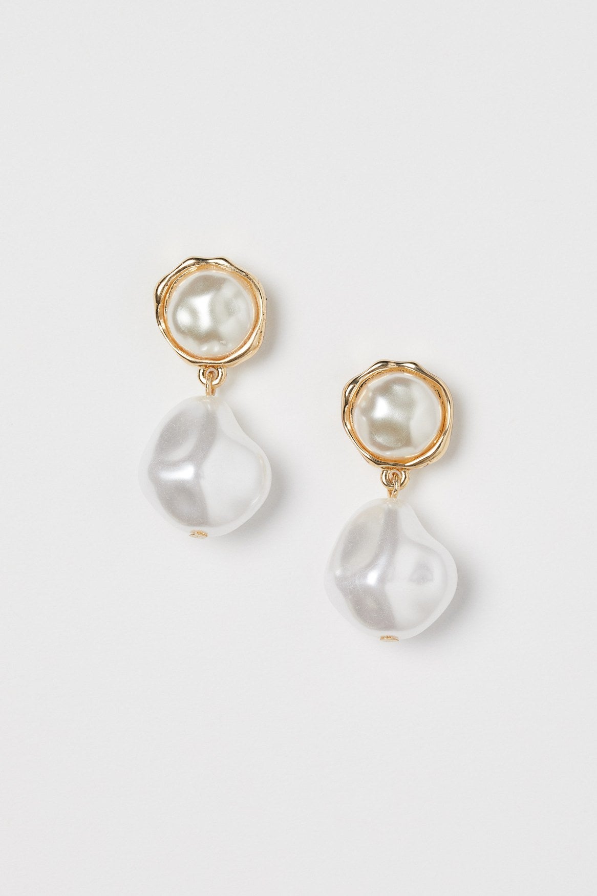 Flirty Falk earring