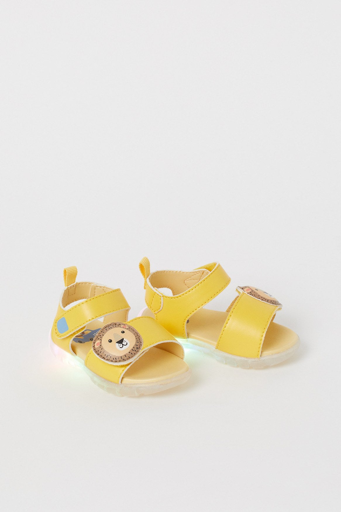 Blinking sandal