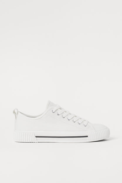 Lameeka Canvas Sneaker