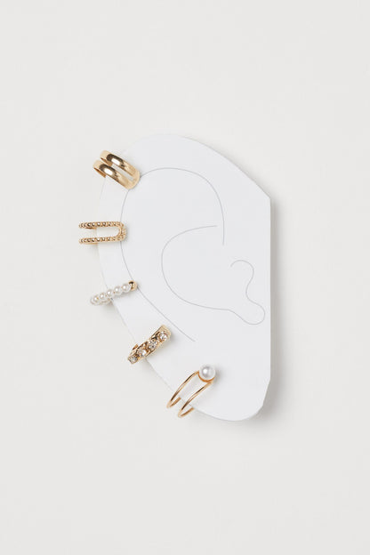 Flirty Nila ear cuff