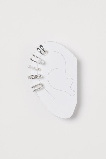 Flirty Nila ear cuff