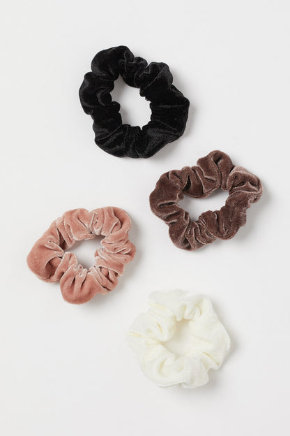 4p Bella scrunchies